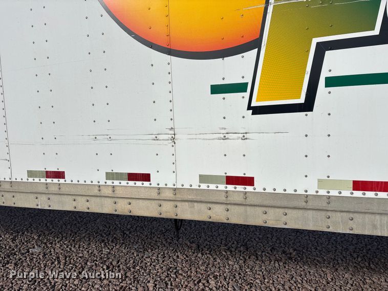 image for item YA2448 2005 Strick dry van trailer