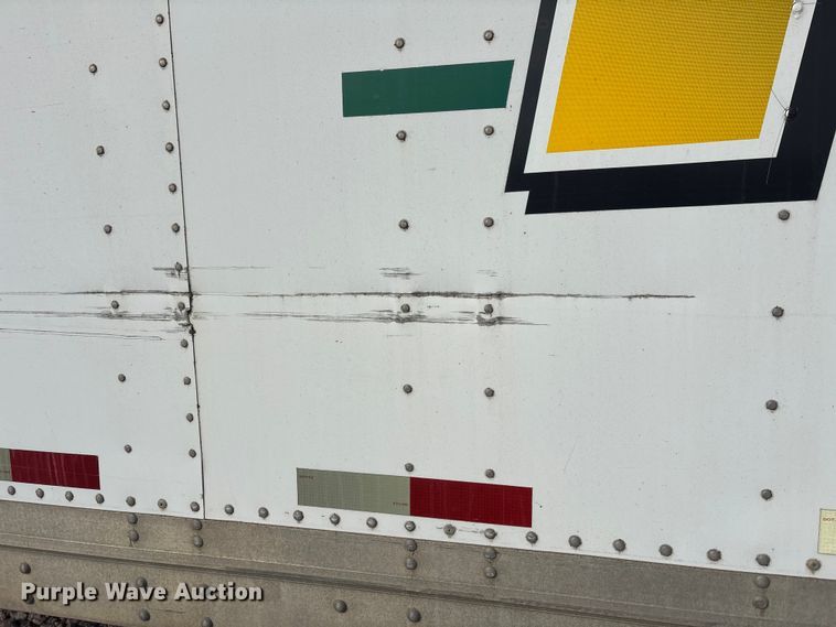 image for item YA2448 2005 Strick dry van trailer