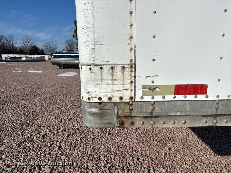 image for item YA2450 2006 Strick dry van trailer