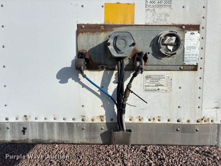 image for item YA2451 2007 Strick dry van trailer