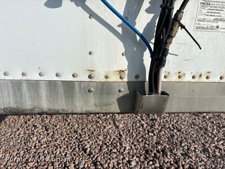 image for item YA2451 2007 Strick dry van trailer