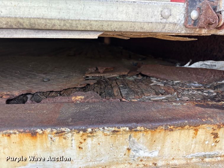 image for item YA2451 2007 Strick dry van trailer