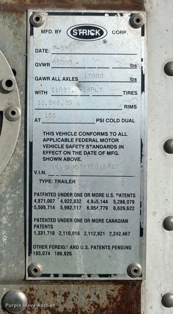 image for item YA2451 2007 Strick dry van trailer