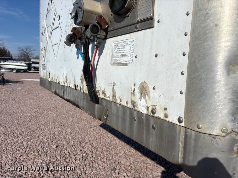 image for item YA2452 2013 Strick dry van trailer