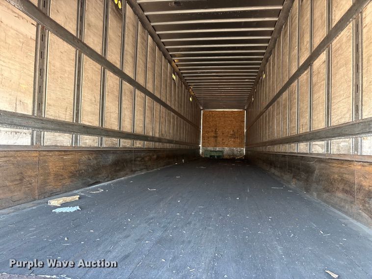 image for item YA2452 2013 Strick dry van trailer