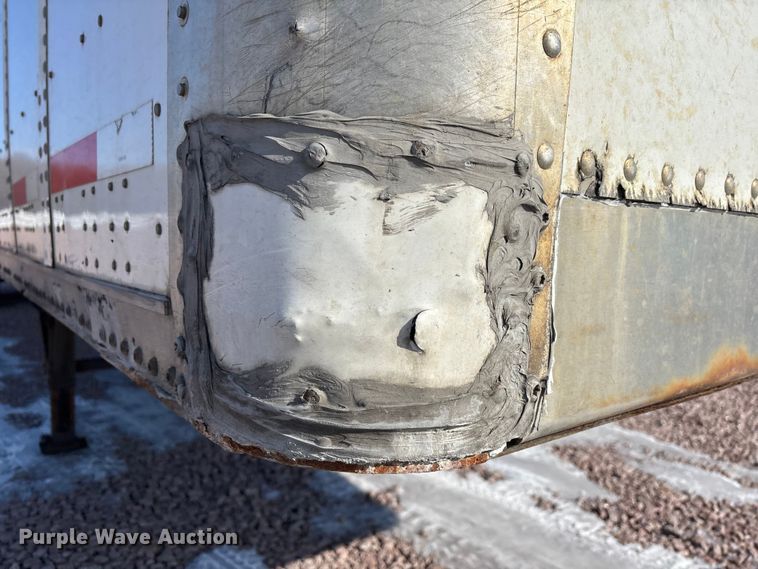 image for item YA2453 2014 Wabash dry van trailer