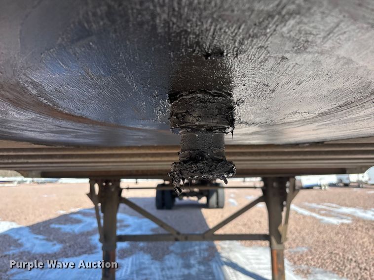 image for item YA2453 2014 Wabash dry van trailer