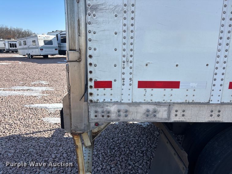 image for item YA2453 2014 Wabash dry van trailer