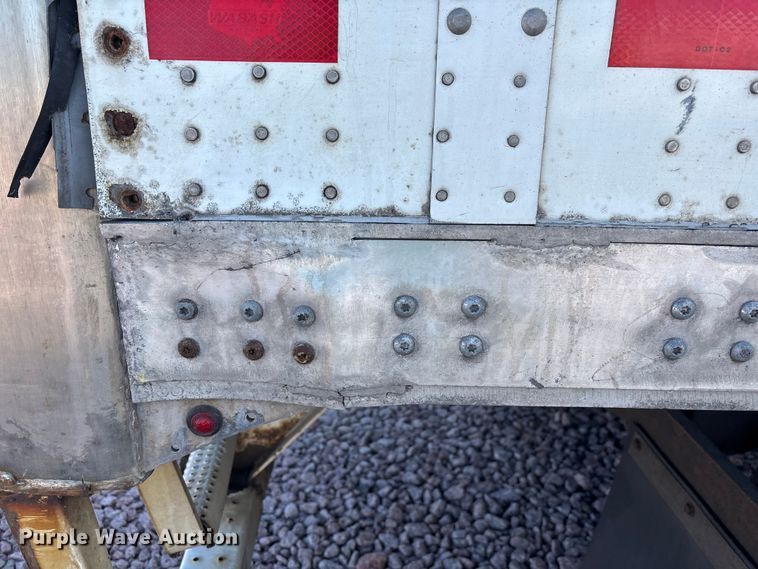 image for item YA2453 2014 Wabash dry van trailer