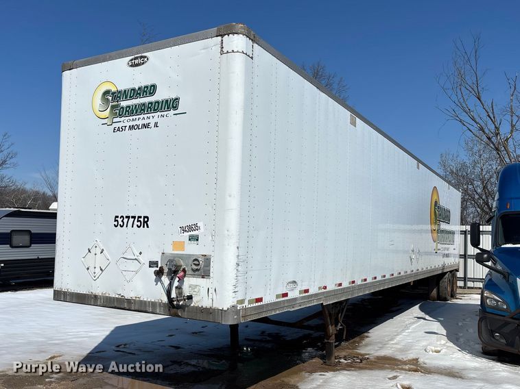 image for item YA2669 2006 Strick dry van trailer