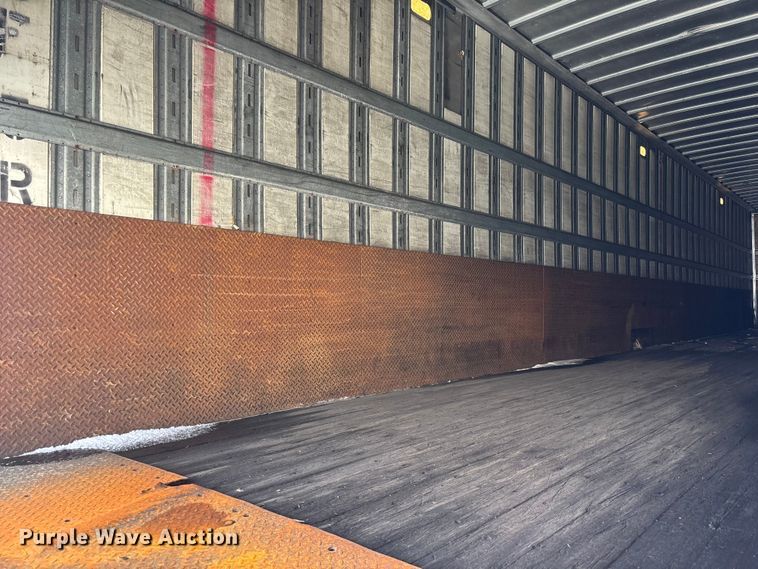 image for item YA2669 2006 Strick dry van trailer