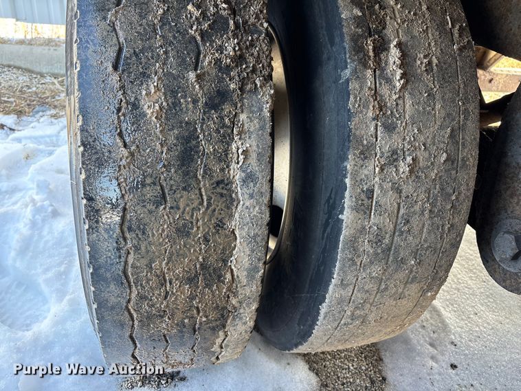 image for item YA2669 2006 Strick dry van trailer