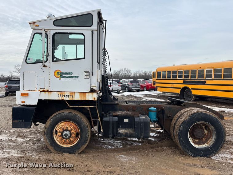 image for item YA2757 2003 Capacity Trucks TJ5000 yard truck
