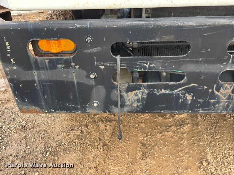 image for item YA2757 2003 Capacity Trucks TJ5000 yard truck