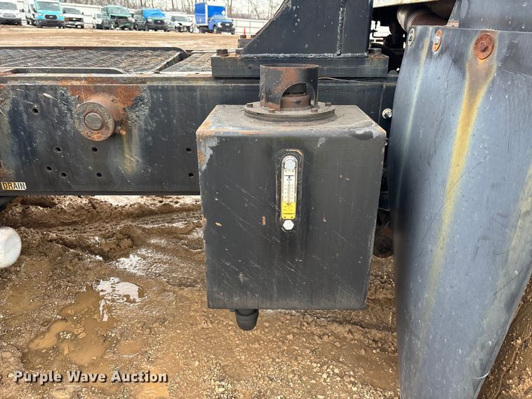 image for item YA2757 2003 Capacity Trucks TJ5000 yard truck