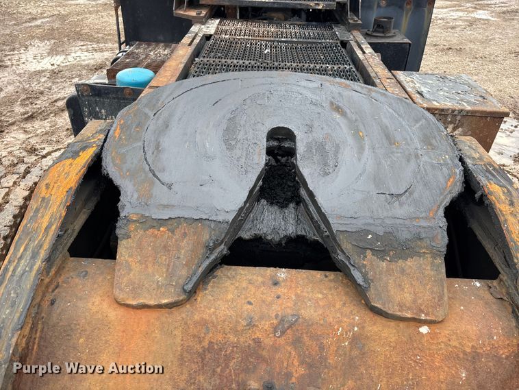 image for item YA2757 2003 Capacity Trucks TJ5000 yard truck