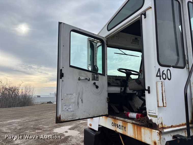 image for item YA2757 2003 Capacity Trucks TJ5000 yard truck