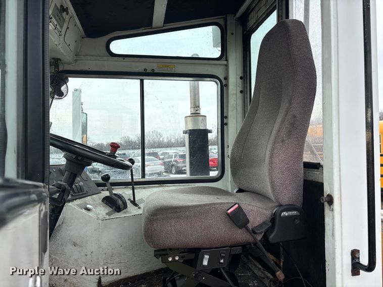 image for item YA2757 2003 Capacity Trucks TJ5000 yard truck