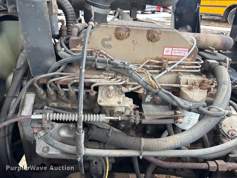 image for item YA2757 2003 Capacity Trucks TJ5000 yard truck