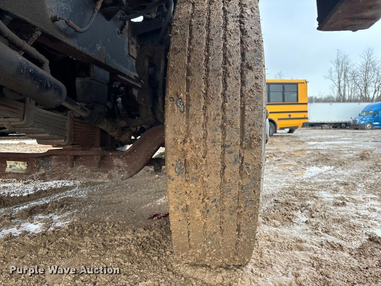 image for item YA2757 2003 Capacity Trucks TJ5000 yard truck