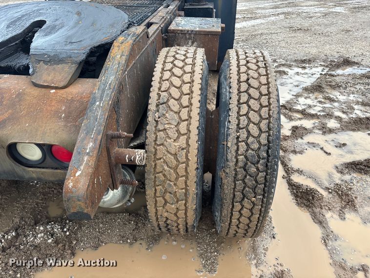 image for item YA2757 2003 Capacity Trucks TJ5000 yard truck