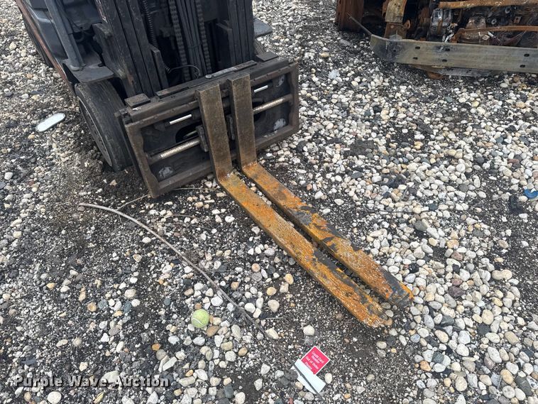 image for item YA2758 Toyota 8FGCU25 forklift