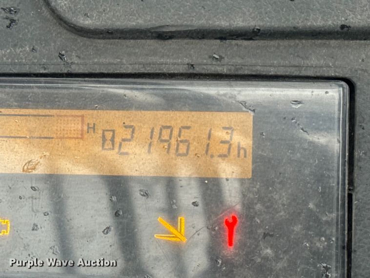 image for item YA2758 Toyota 8FGCU25 forklift