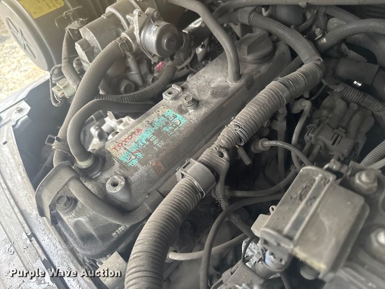 image for item YA2758 Toyota 8FGCU25 forklift