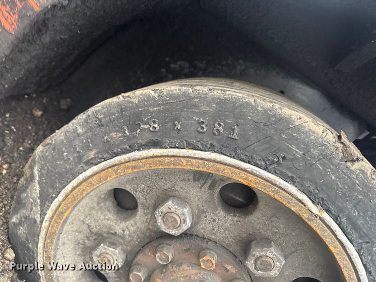 image for item YA2758 Toyota 8FGCU25 forklift