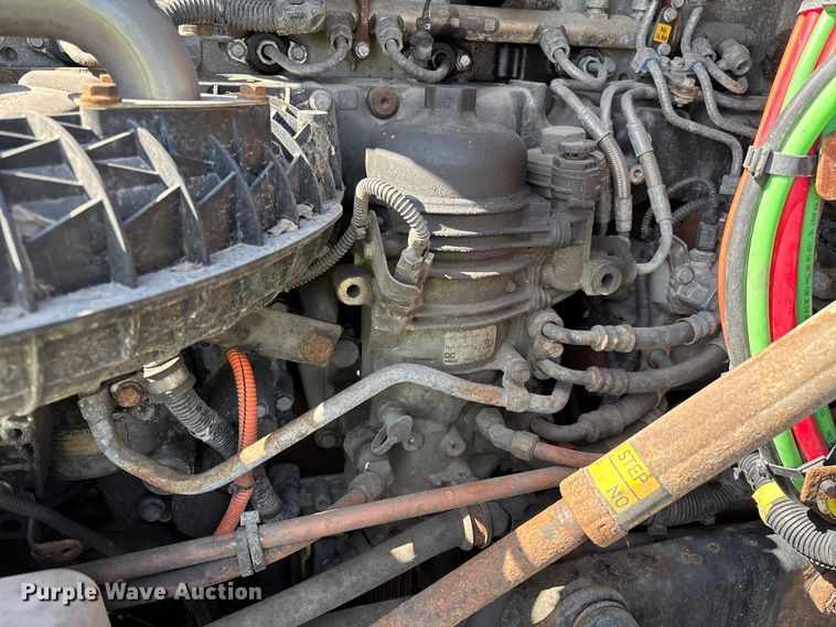 image for item YA2786 2017 Freightliner Cascadia 125 semi truck