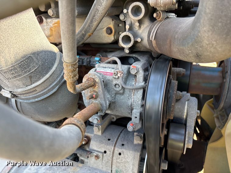 image for item YA2786 2017 Freightliner Cascadia 125 semi truck