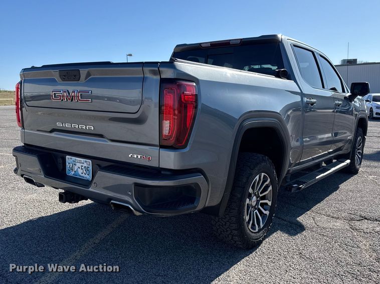 image for item DO8475 2021 GMC Sierra 1500 Crew Cab pickup truck