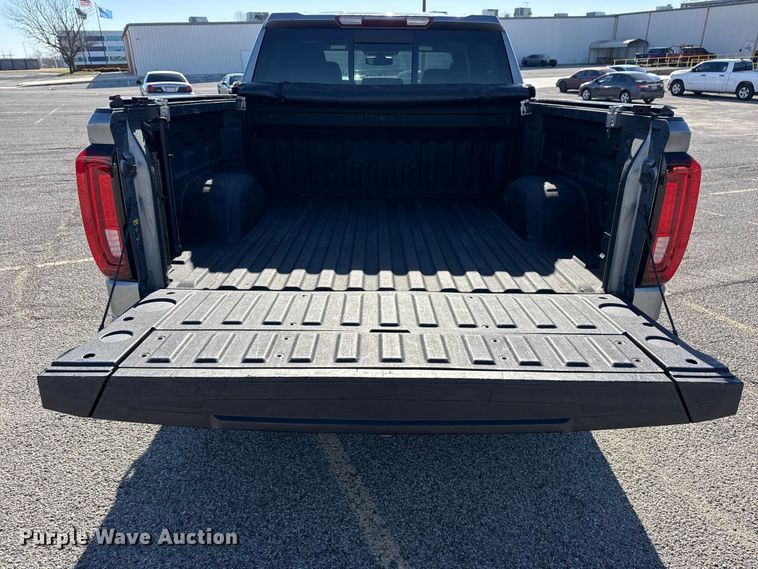 image for item DO8475 2021 GMC Sierra 1500 Crew Cab pickup truck