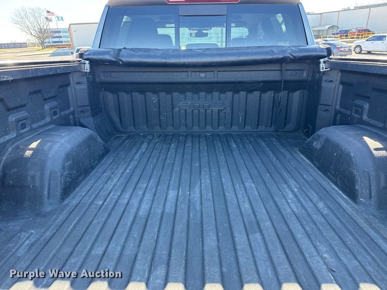 image for item DO8475 2021 GMC Sierra 1500 Crew Cab pickup truck
