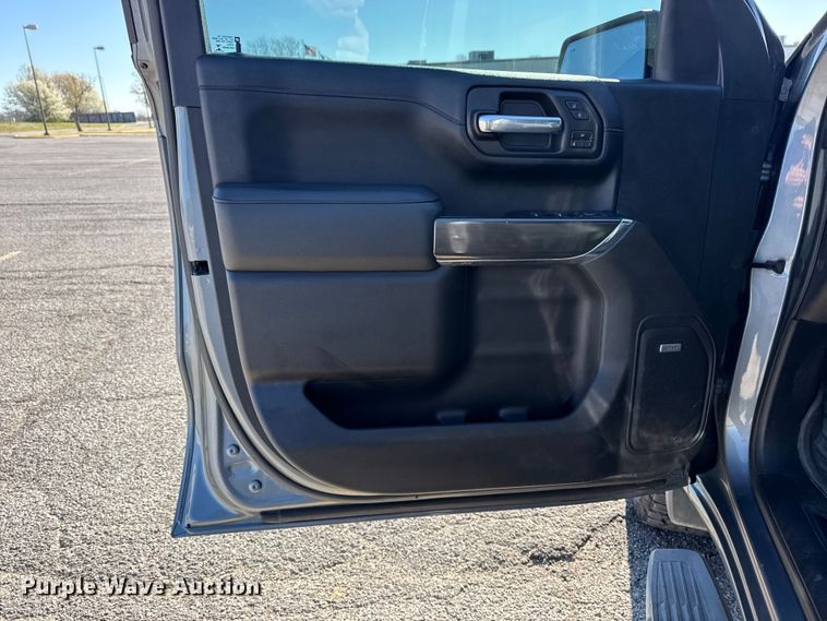 image for item DO8475 2021 GMC Sierra 1500 Crew Cab pickup truck