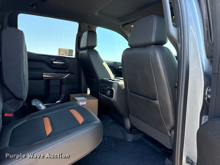 image for item DO8475 2021 GMC Sierra 1500 Crew Cab pickup truck