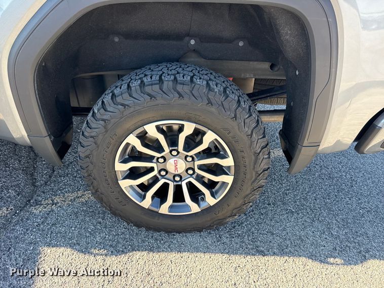 image for item DO8475 2021 GMC Sierra 1500 Crew Cab pickup truck