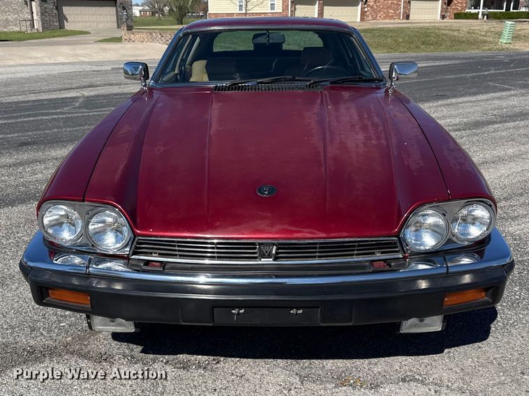 image for item DO8476 1986 Jaguar XJ-S 