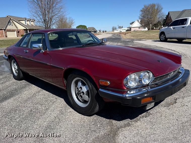 image for item DO8476 1986 Jaguar XJ-S 