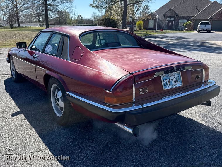 image for item DO8476 1986 Jaguar XJ-S 