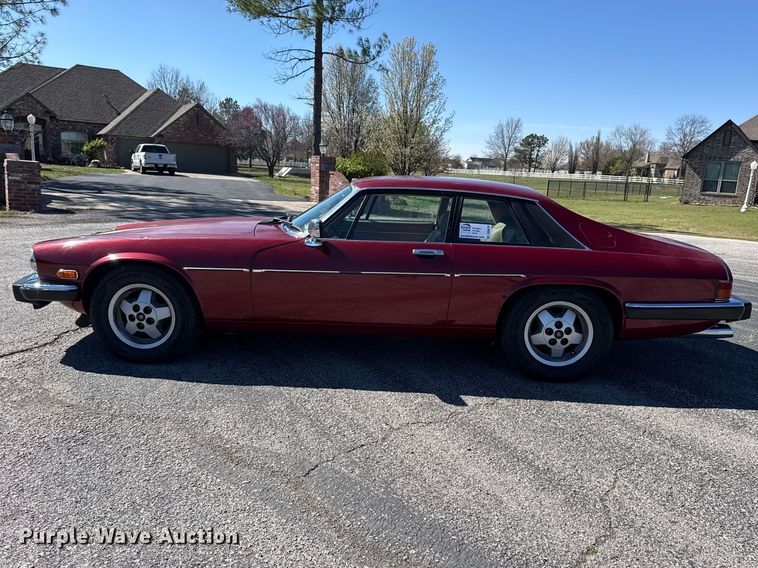 image for item DO8476 1986 Jaguar XJ-S 