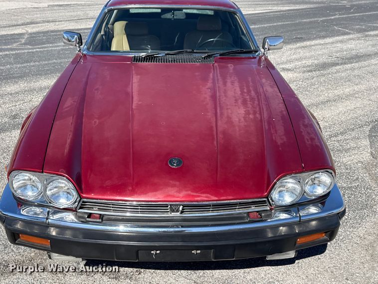 image for item DO8476 1986 Jaguar XJ-S 