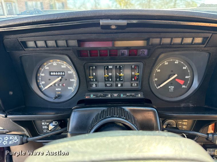 image for item DO8476 1986 Jaguar XJ-S 