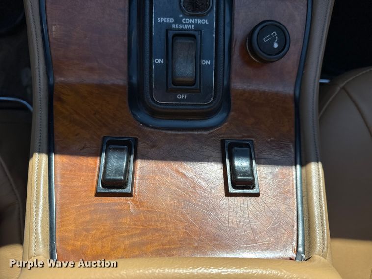 image for item DO8476 1986 Jaguar XJ-S 