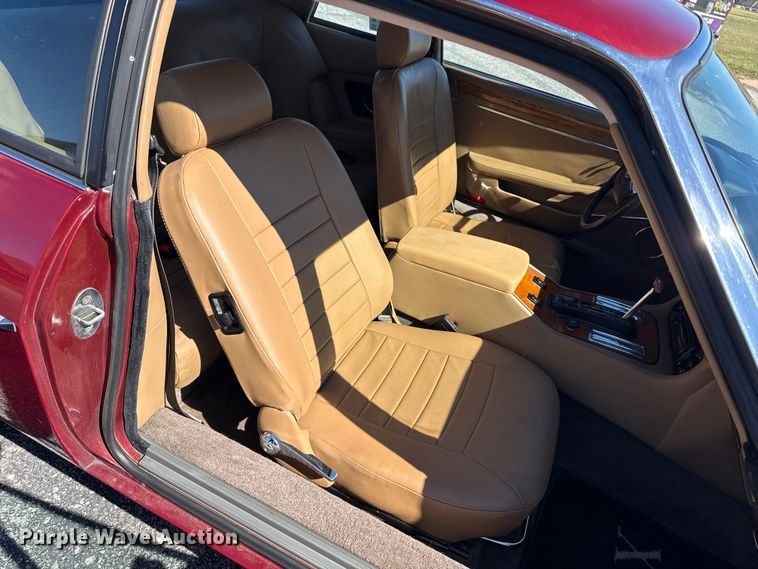 image for item DO8476 1986 Jaguar XJ-S 