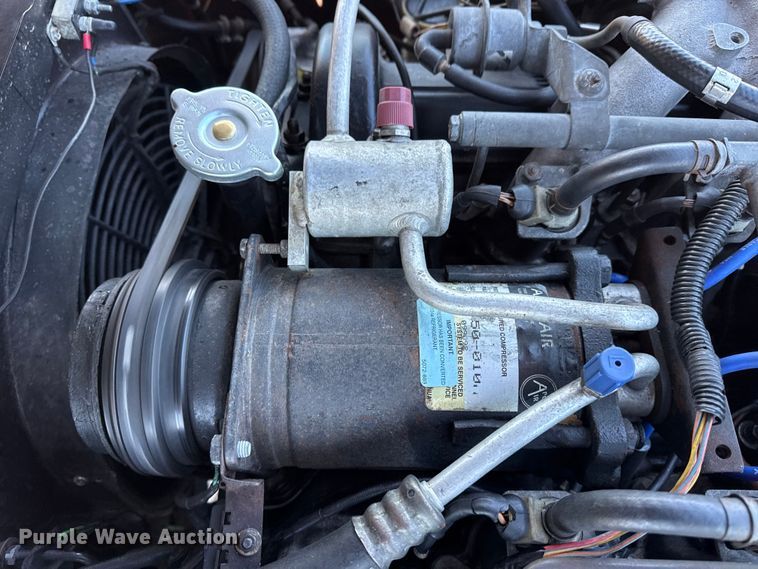 image for item DO8476 1986 Jaguar XJ-S 