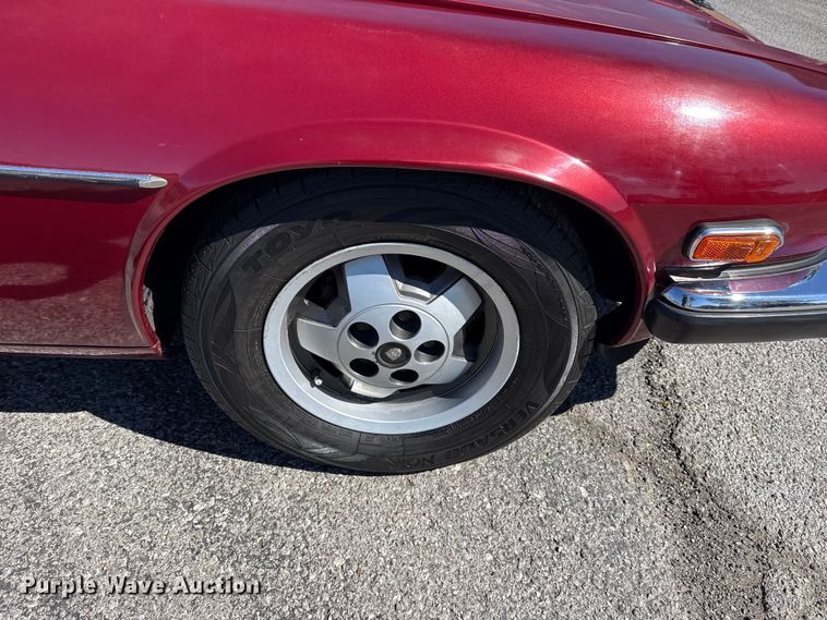 image for item DO8476 1986 Jaguar XJ-S 