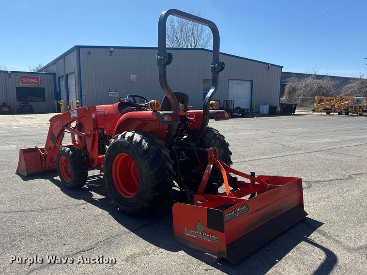 image for item DO8478 2022 Kubota L3302HST MFWD tractor