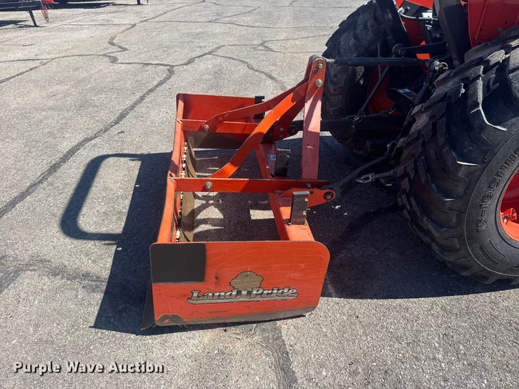 image for item DO8478 2022 Kubota L3302HST MFWD tractor