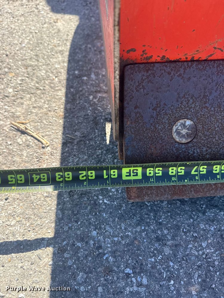 image for item DO8478 2022 Kubota L3302HST MFWD tractor